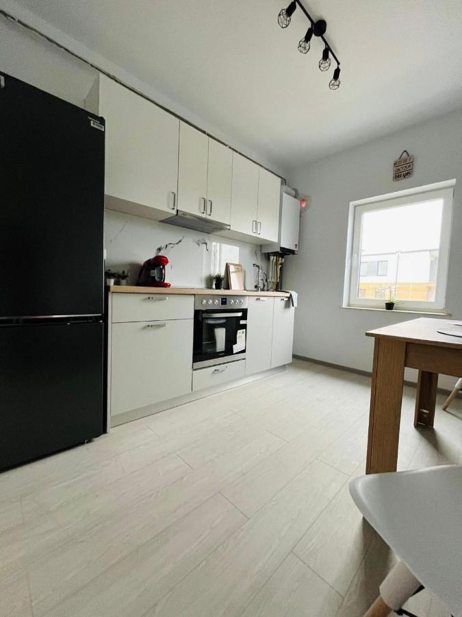 Amurresidence Ap3 Barbeque Airport&Parking ياش المظهر الخارجي الصورة